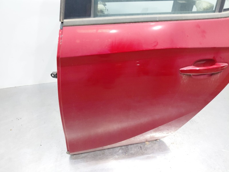 Recambio de puerta trasera izquierda para opel corsa f hybrid referencia OEM IAM   