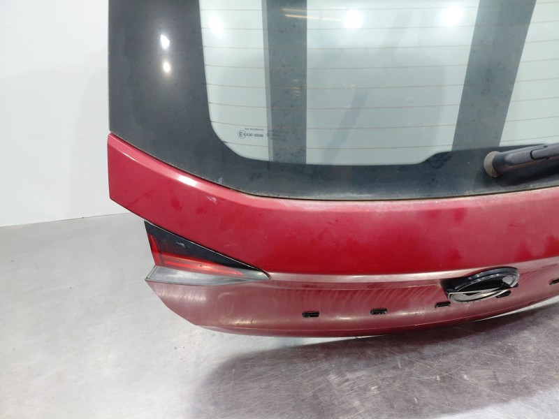 Recambio de porton trasero para opel corsa f hybrid referencia OEM IAM   