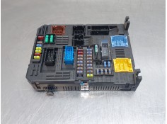Recambio de caja reles / fusibles para opel corsa f (p2jo) 1.2 (68) referencia OEM IAM 9830707680  