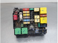 Recambio de caja reles / fusibles para opel corsa f (p2jo) 1.2 (68) referencia OEM IAM 9804848480  