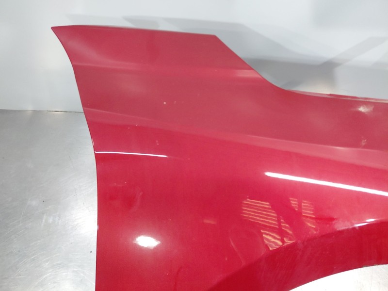 Recambio de aleta delantera derecha para opel corsa f hybrid referencia OEM IAM 9829283180  