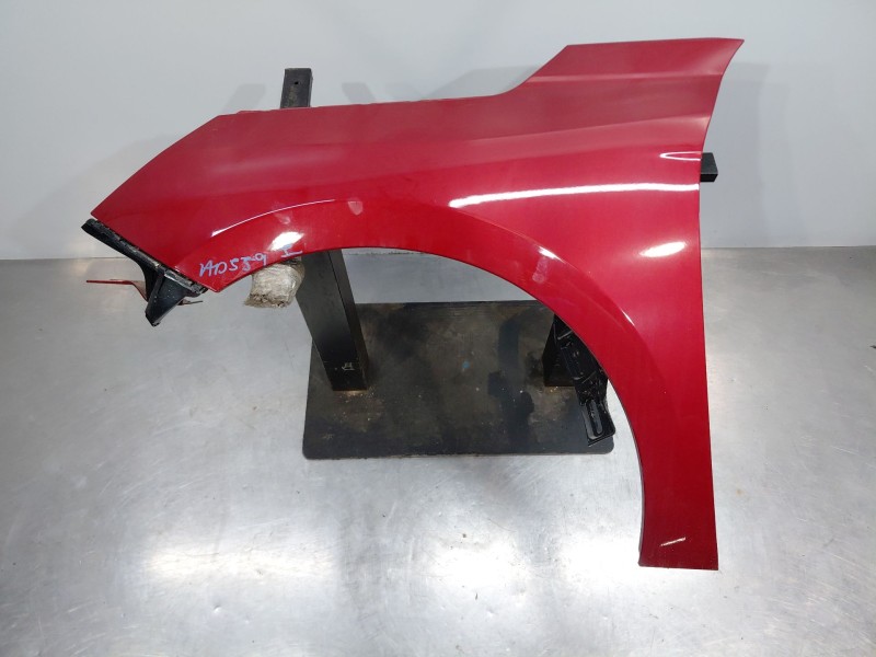 Recambio de aleta delantera izquierda para opel corsa f hybrid referencia OEM IAM 9829283280  