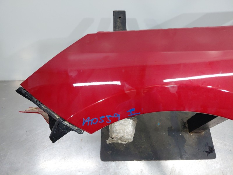 Recambio de aleta delantera izquierda para opel corsa f hybrid referencia OEM IAM 9829283280  