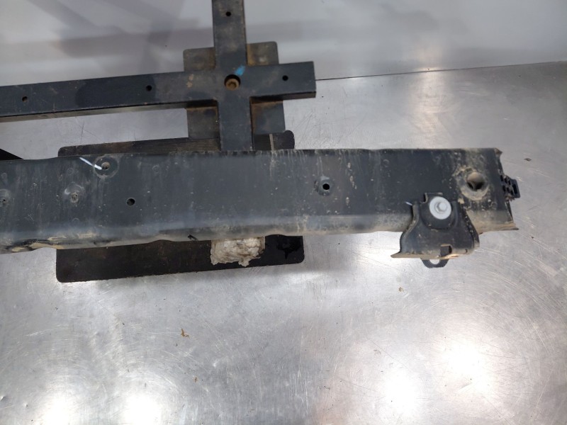 Recambio de refuerzo paragolpes delantero para opel corsa f hybrid referencia OEM IAM 9846538280  