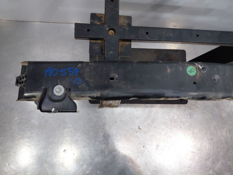 Recambio de refuerzo paragolpes delantero para opel corsa f hybrid referencia OEM IAM 9846538280  