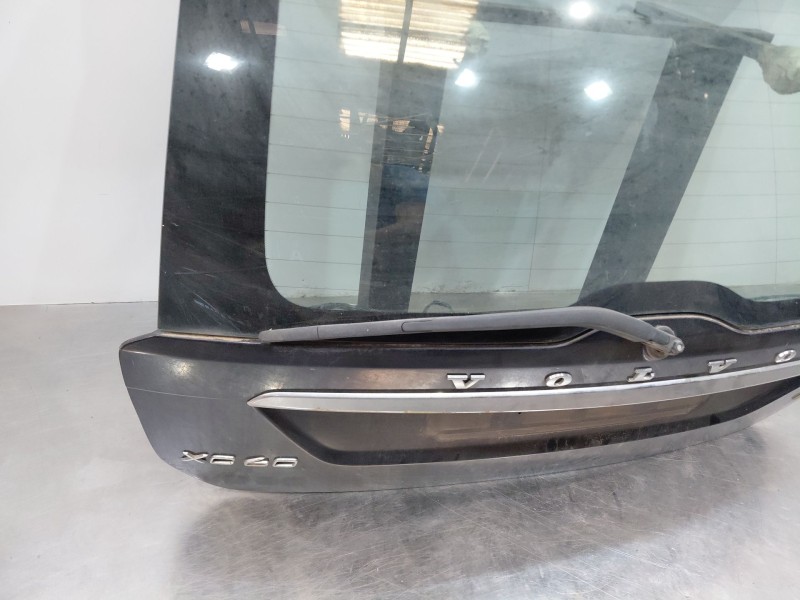Recambio de porton trasero para volvo xc60 momentum referencia OEM IAM 39818090  