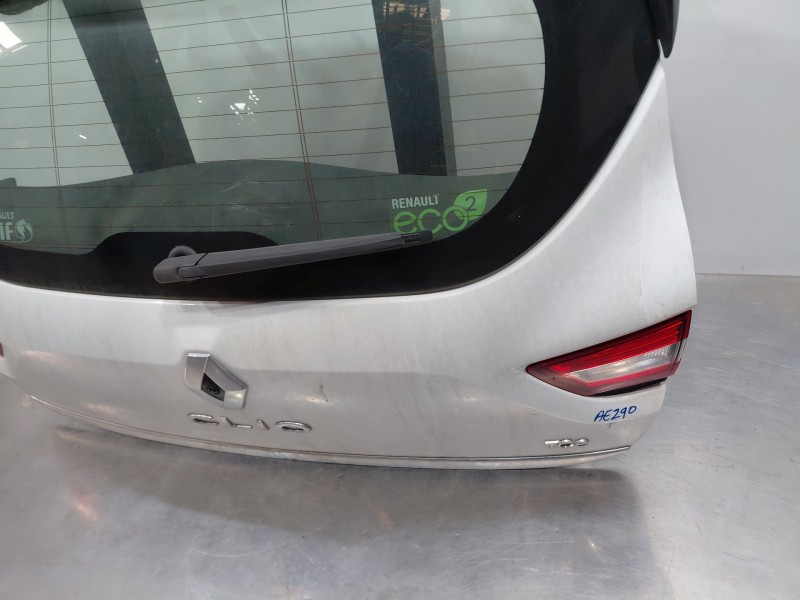 Recambio de porton trasero para renault clio iv life referencia OEM IAM 901008956R  