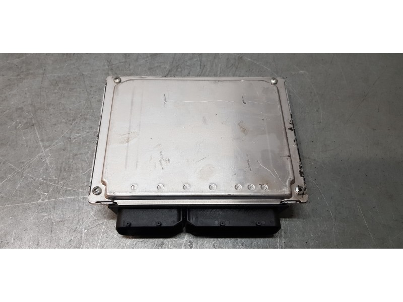 Recambio de centralita motor uce para audi a4 berlina (8e) 2.4 referencia OEM IAM 8E0909552N   Recambio de centralita motor uce para audi a4 berlina (8e) 2.4 referencia OEM IAM 8E0909552N