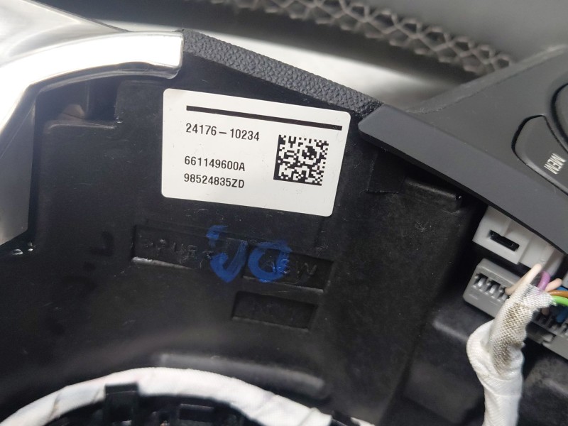 Recambio de volante para opel corsa f hybrid referencia OEM IAM 98524835ZD  