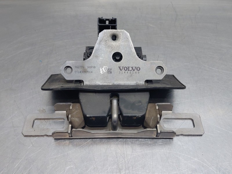 Recambio de cerradura maletero / porton para volvo xc60 momentum referencia OEM IAM 31440240  