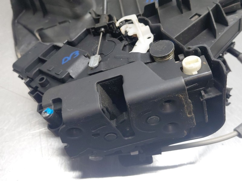 Recambio de cerradura puerta trasera derecha para volvo xc60 momentum referencia OEM IAM 31253919  