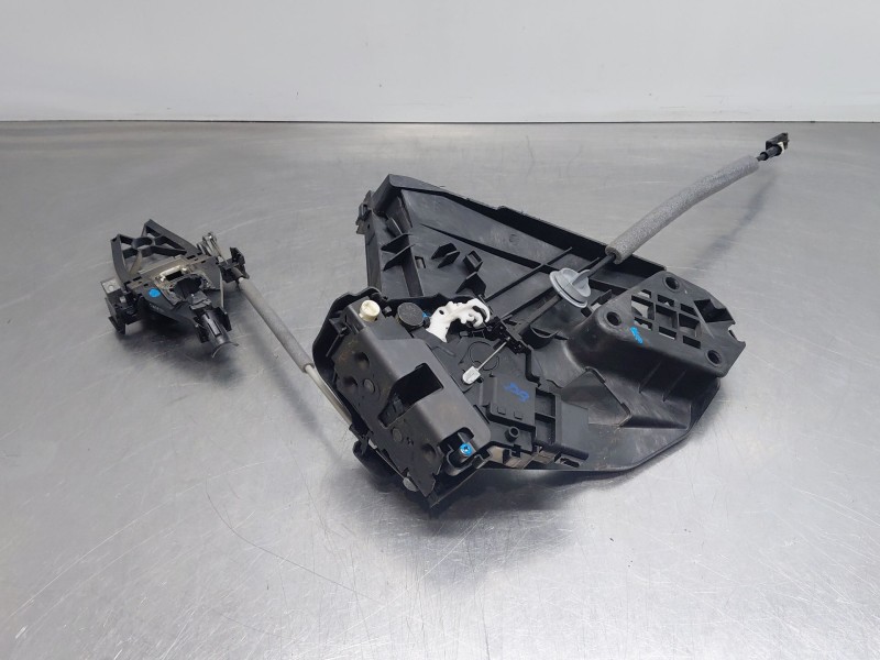 Recambio de cerradura puerta trasera izquierda para volvo xc60 momentum referencia OEM IAM 31253918  