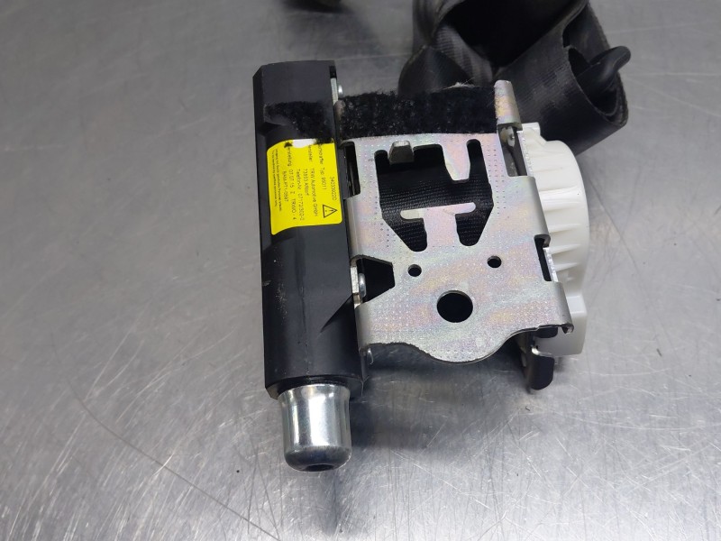 Recambio de cinturon seguridad trasero derecho para volvo xc60 momentum referencia OEM IAM 39818864  