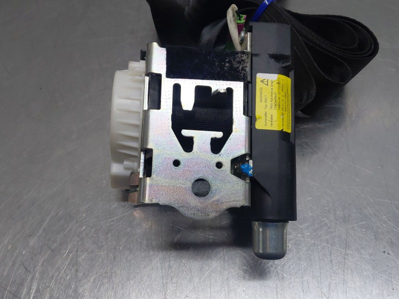 Recambio de cinturon seguridad trasero izquierdo para volvo xc60 momentum referencia OEM IAM 39818854  
