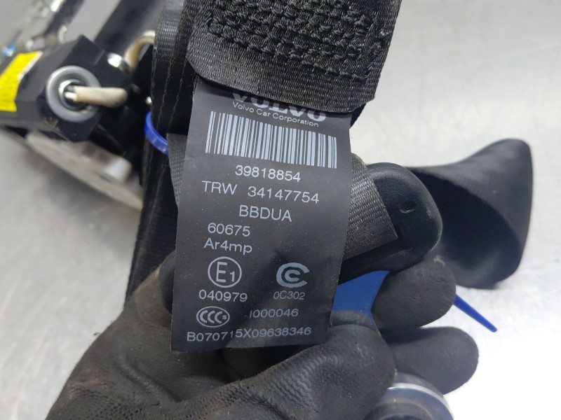 Recambio de cinturon seguridad trasero izquierdo para volvo xc60 momentum referencia OEM IAM 39818854  