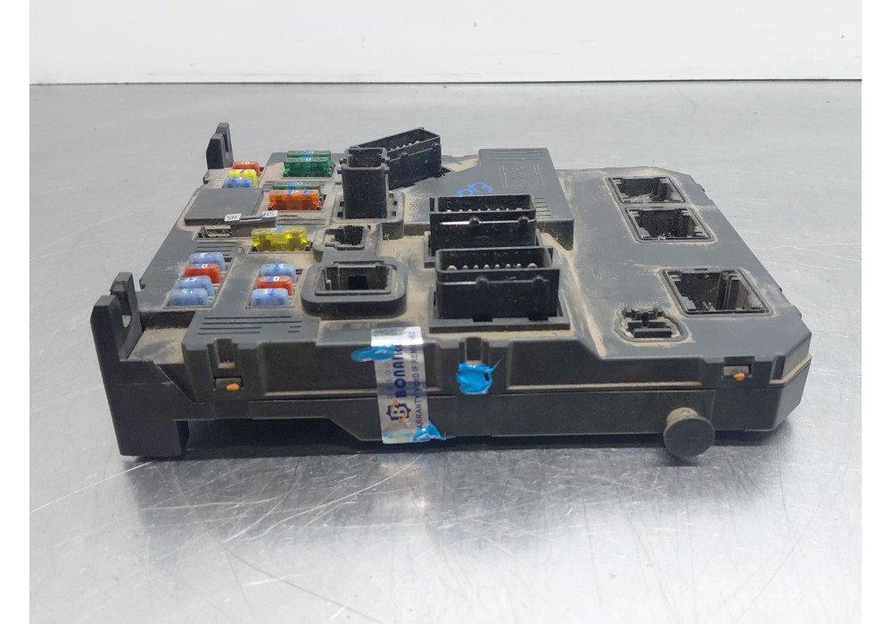 Recambio de caja reles / fusibles para citroën c3 i (fc_, fn_) 1.4 hdi referencia OEM IAM 9653667380  