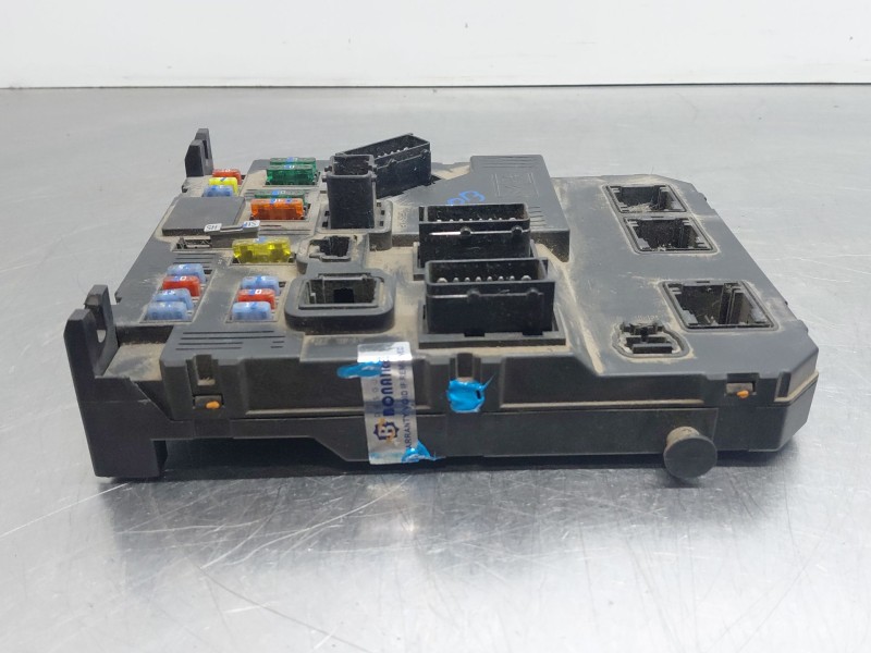 Recambio de caja reles / fusibles para citroën c3 i (fc_, fn_) 1.4 hdi referencia OEM IAM 9653667380  