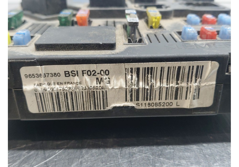 Recambio de caja reles / fusibles para citroën c3 i (fc_, fn_) 1.4 hdi referencia OEM IAM 9653667380  