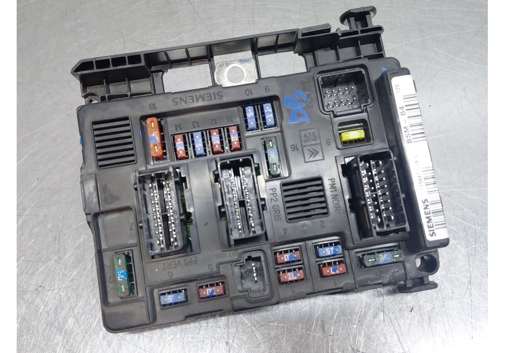 Recambio de caja reles / fusibles para citroën c3 i (fc_, fn_) 1.4 hdi referencia OEM IAM 9650618380  