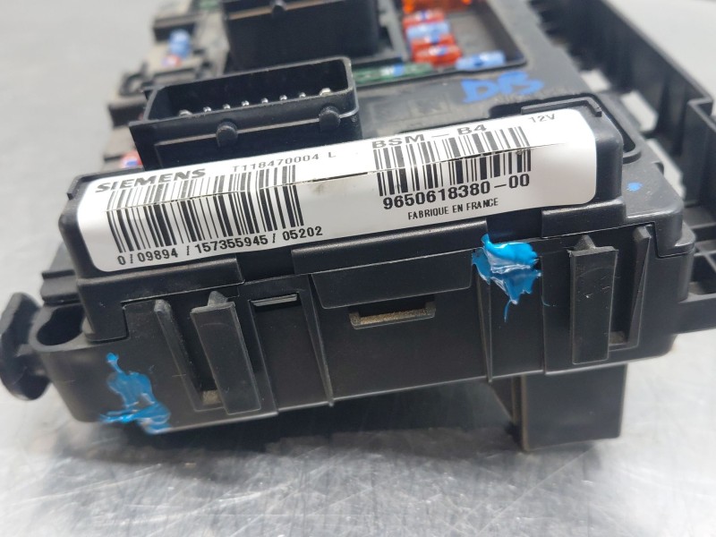 Recambio de caja reles / fusibles para citroën c3 i (fc_, fn_) 1.4 hdi referencia OEM IAM 9650618380  