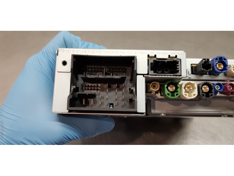 Recambio de sistema audio / radio cd para audi a6 berlina (4a2) 40 tdi basic referencia OEM IAM 4K0035165B 4K0035165A 