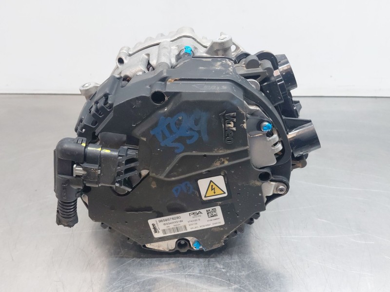 Recambio de alternador para opel corsa f hybrid referencia OEM IAM 9859576280  