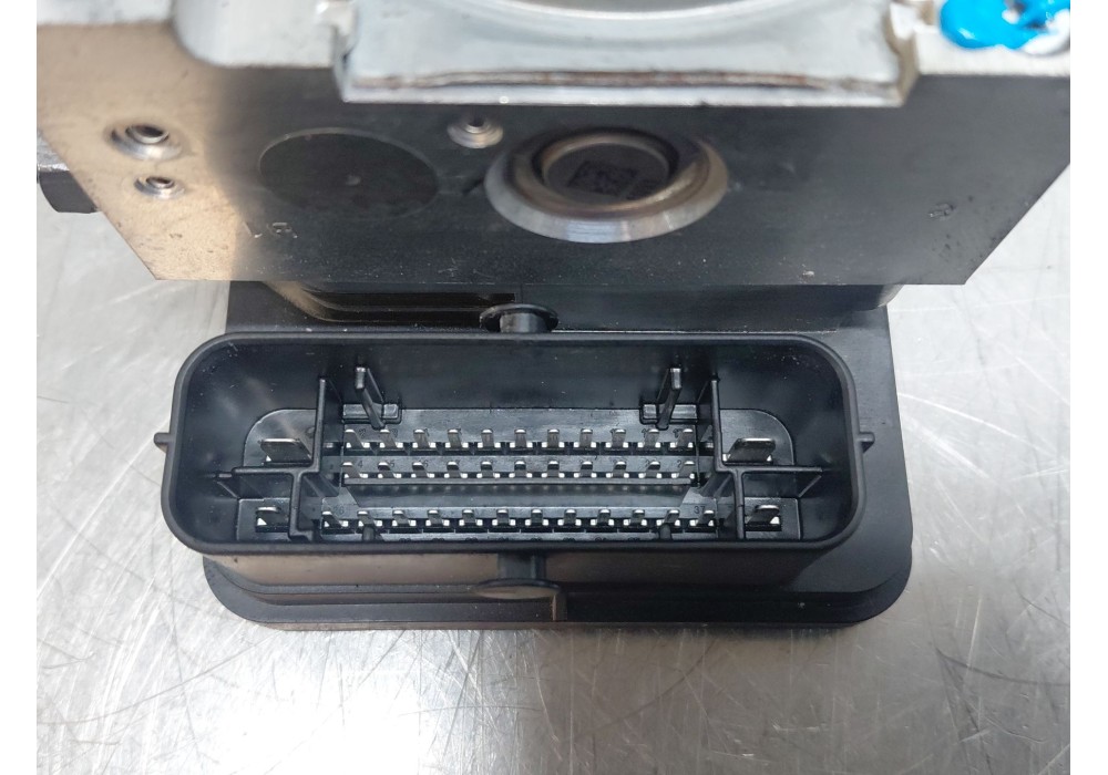 Recambio de abs para opel corsa f (p2jo) 1.2 (68) referencia OEM IAM 1693232180 9836177780 