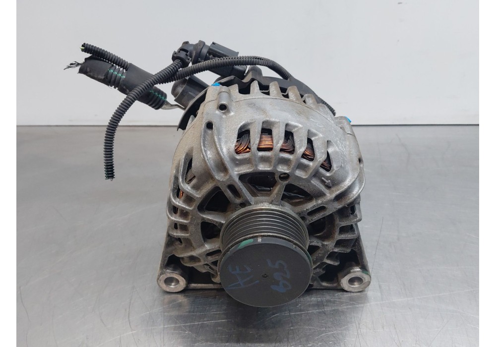 Recambio de alternador para opel corsa f (p2jo) 1.2 (68) referencia OEM IAM 9826574080  