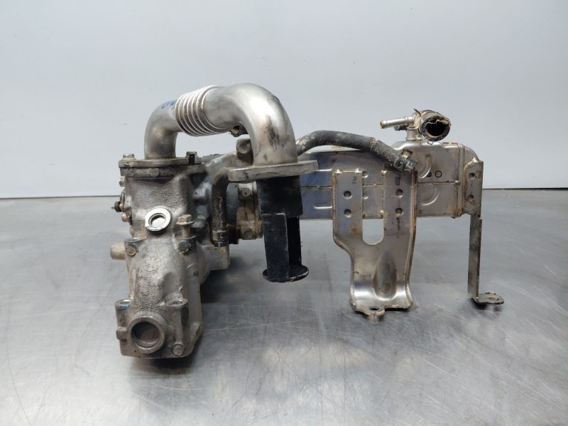Recambio de enfriador egr para chevrolet cruze lt referencia OEM IAM 25185316  