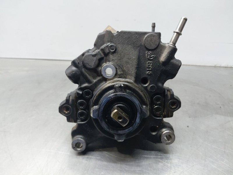 Recambio de bomba inyeccion para chevrolet cruze lt referencia OEM IAM 25187375  
