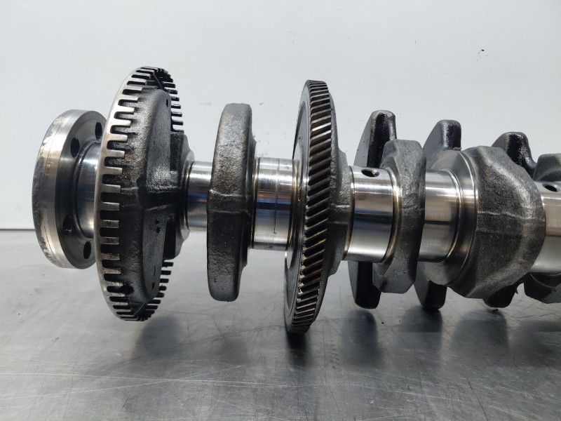 Recambio de cigueñal para chevrolet cruze lt referencia OEM IAM 25183163  