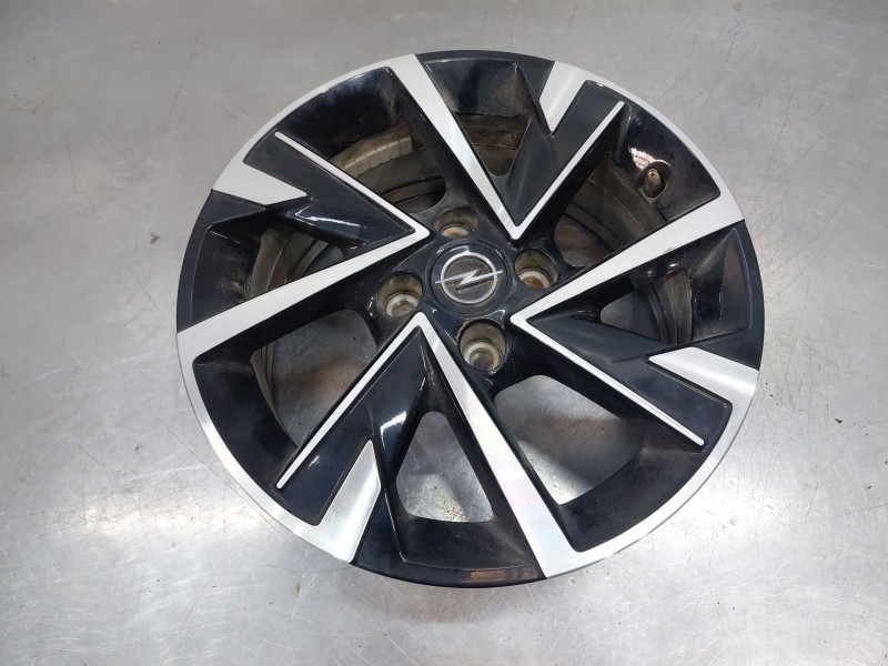 Recambio de llanta para opel corsa f hybrid referencia OEM IAM   