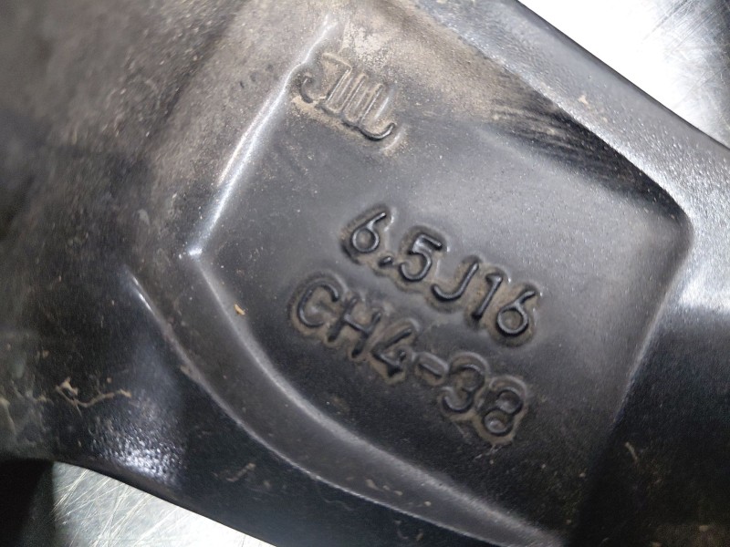 Recambio de llanta para opel corsa f hybrid referencia OEM IAM   