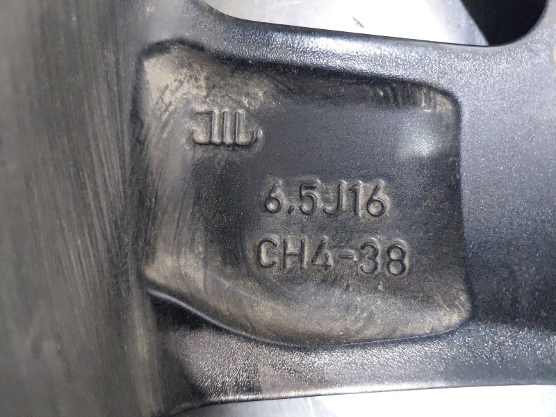 Recambio de llanta para opel corsa f hybrid referencia OEM IAM   