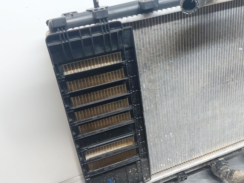 Recambio de radiador agua para opel corsa f hybrid referencia OEM IAM 9827174680  