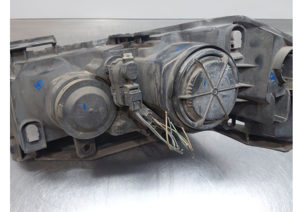 Recambio de faro derecho para renault megane ii coupé-cabriolet (em0/1_) 1.6 16v referencia OEM IAM   