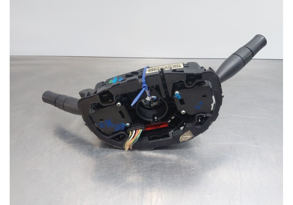 Recambio de mando multifuncion para renault megane ii coupé-cabriolet (em0/1_) 1.6 16v referencia OEM IAM   