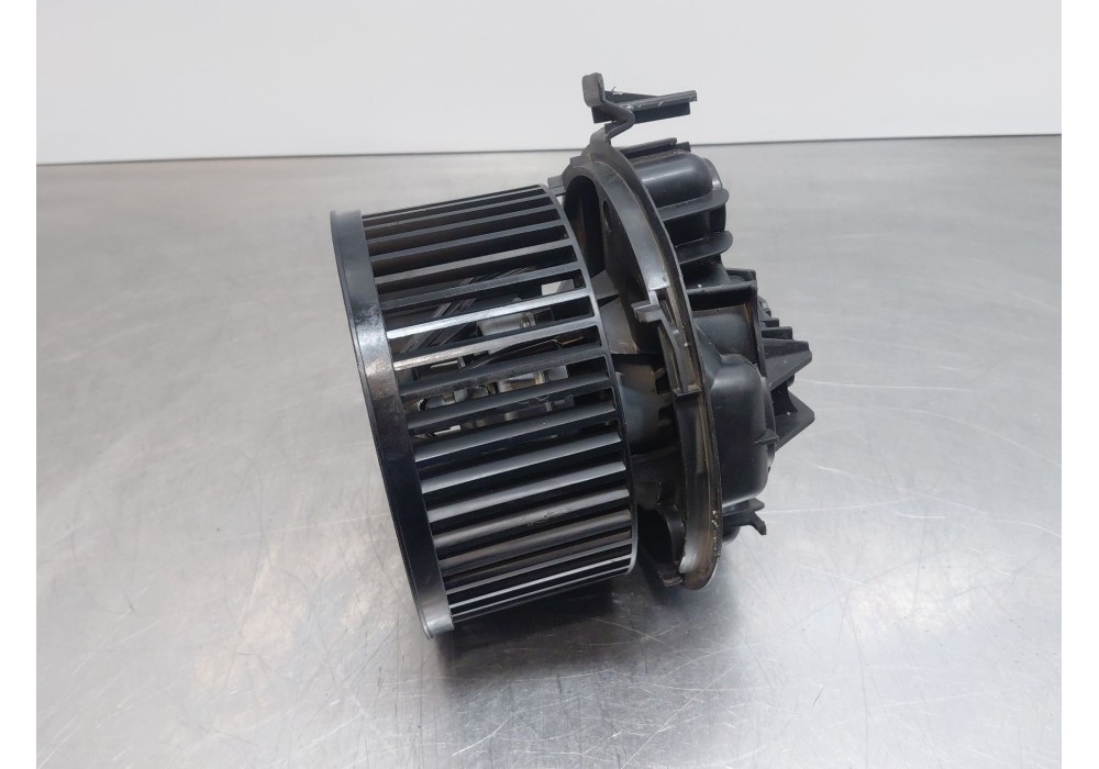 Recambio de motor calefaccion para renault megane ii coupé-cabriolet (em0/1_) 1.6 16v referencia OEM IAM   