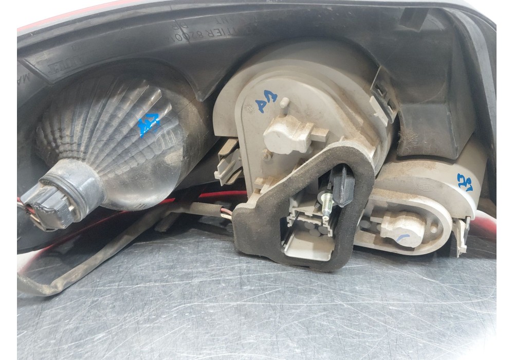 Recambio de piloto trasero derecho para renault megane ii coupé-cabriolet (em0/1_) 1.6 16v referencia OEM IAM   