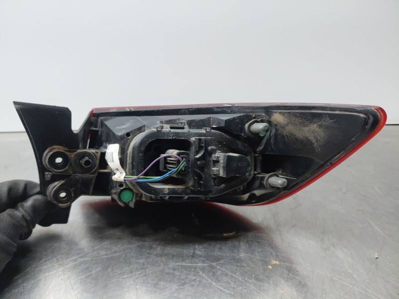 Recambio de piloto trasero izquierdo para renault clio iv life referencia OEM IAM   