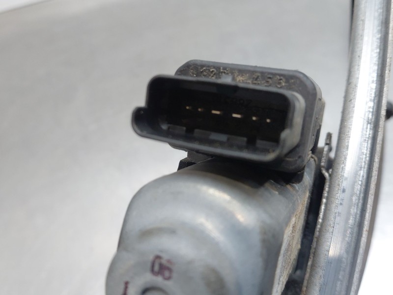 Recambio de elevalunas delantero izquierdo para renault megane ii coupé-cabriolet (em0/1_) 1.6 16v referencia OEM IAM   