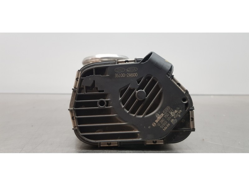 Recambio de caja mariposa para hyundai tucson essence bluedrive 2wd referencia OEM IAM 351002A600  