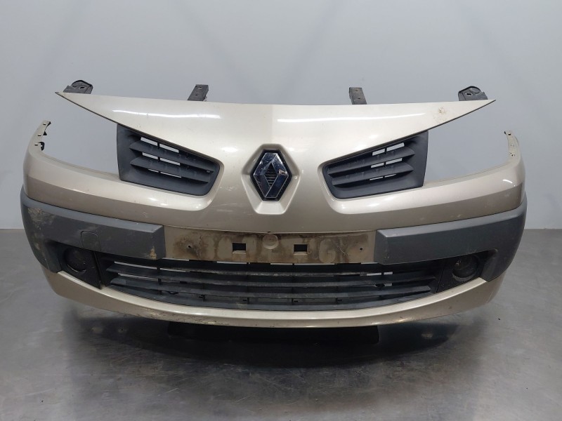 Recambio de paragolpes delantero para renault megane ii coupé-cabriolet (em0/1_) 1.6 16v referencia OEM IAM 7701478857  