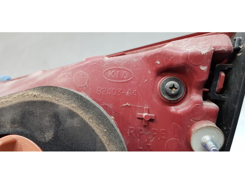 Recambio de piloto trasero izquierdo interior para kia carens ( ) basic referencia OEM IAM 92403A4500  