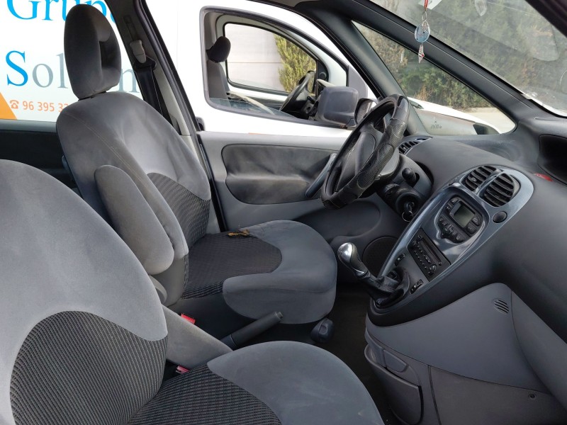citroën xsara picasso (n68) del año 2004