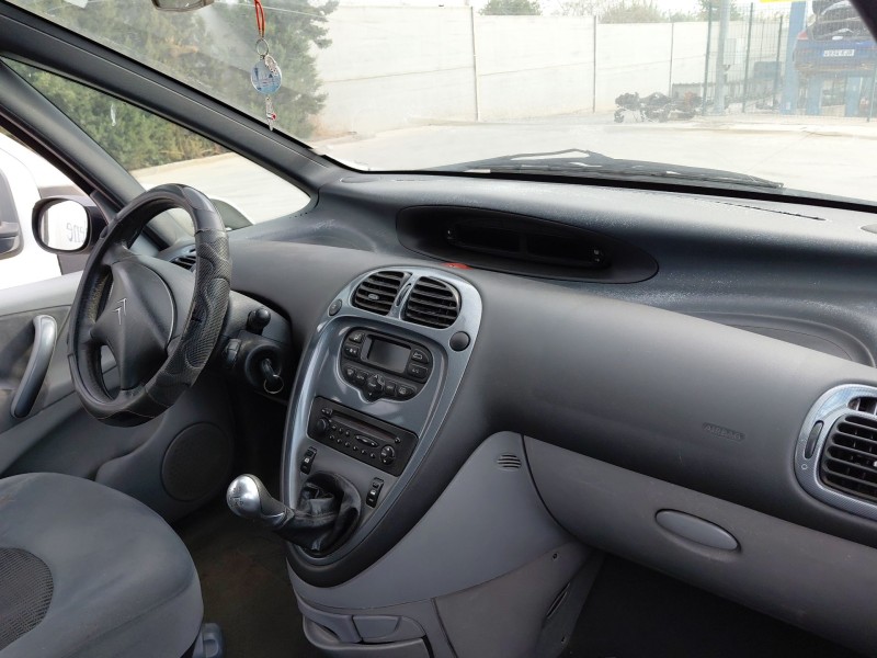 citroën xsara picasso (n68) del año 2004