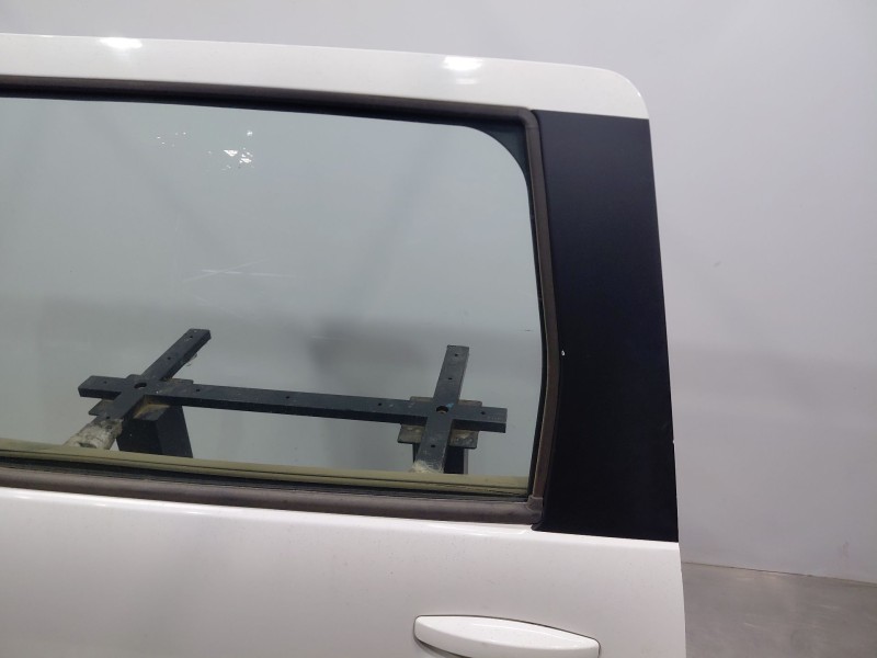 Recambio de puerta trasera izquierda para dacia lodgy xplore referencia OEM IAM   
