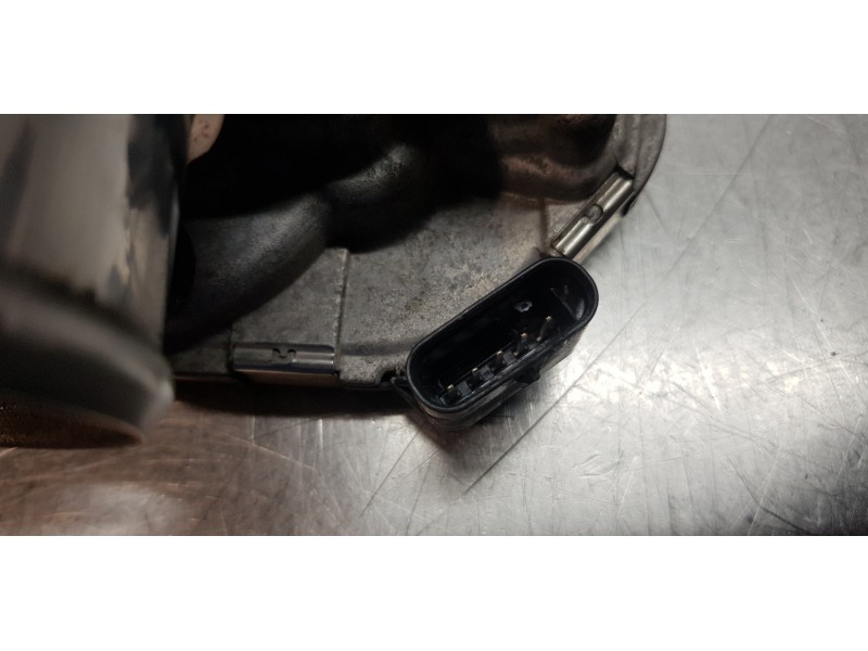 Recambio de caja mariposa para hyundai tucson essence bluedrive 2wd referencia OEM IAM 351002A600  