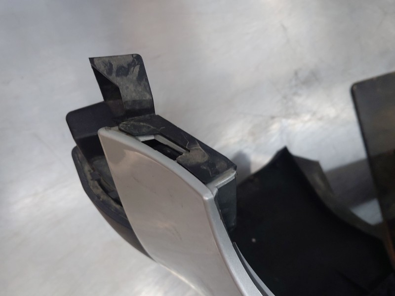 Recambio de paragolpes delantero para volvo c30 (533) 1.6 d referencia OEM IAM 39885348  