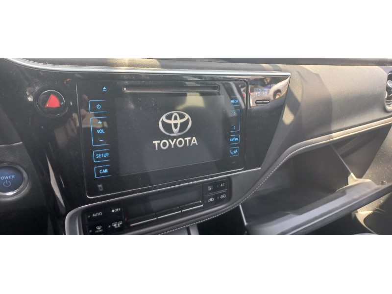 toyota auris touring sports (e18) del año 2018 toyota auris touring sports (e18) del año 2018